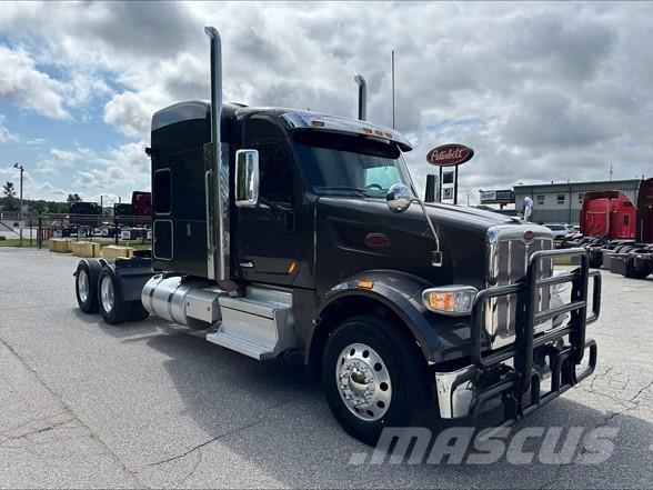 Peterbilt 567 Prime Movers