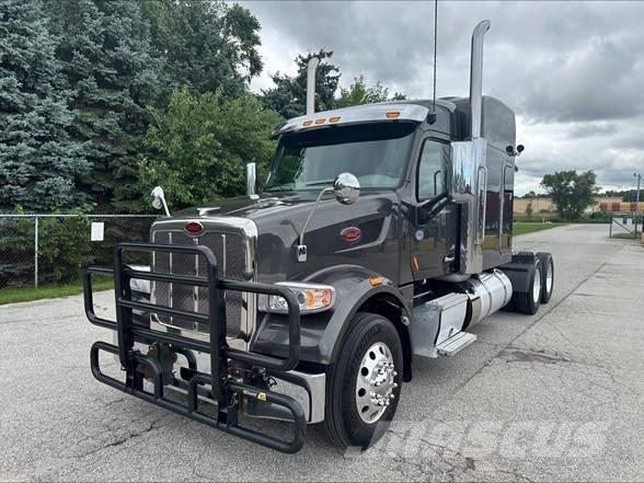Peterbilt 567 Prime Movers