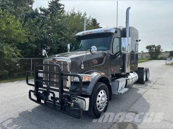 Peterbilt 567 Prime Movers