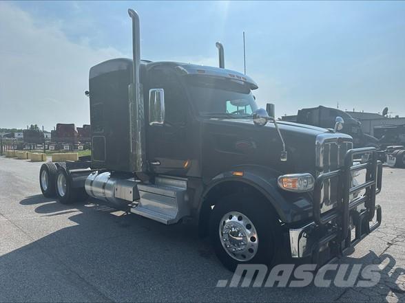 Peterbilt 567 Prime Movers