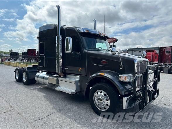 Peterbilt 567 Prime Movers