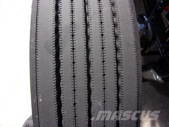 Peterbilt 567 Prime Movers