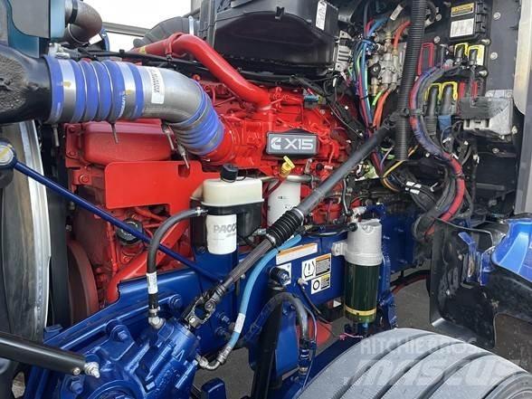 Peterbilt 567 Prime Movers