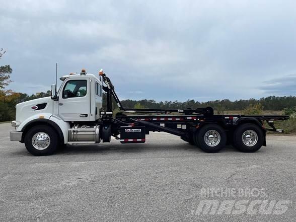 Peterbilt 567 Tipper trucks