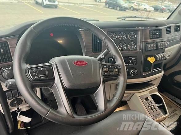 Peterbilt 567 Tipper trucks