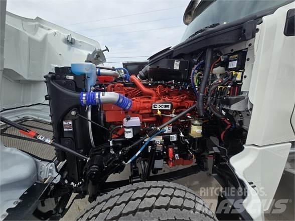 Peterbilt 567 Prime Movers