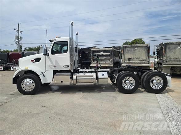 Peterbilt 567 Prime Movers