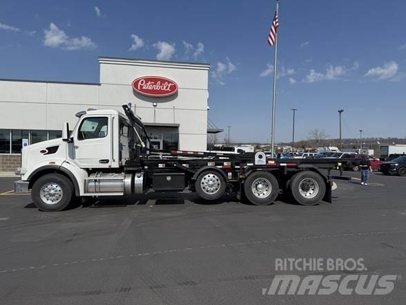 Peterbilt 567 Waste trucks