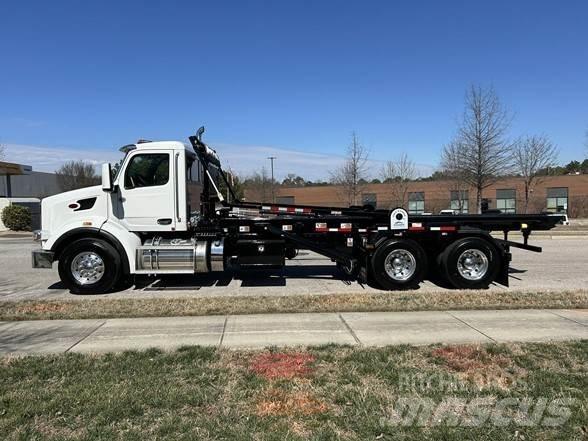 Peterbilt 567 Waste trucks