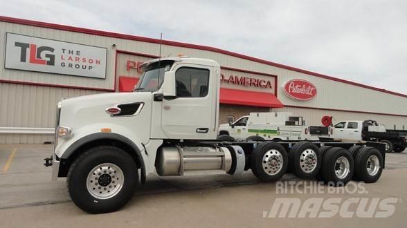 Peterbilt 567 Tipper trucks