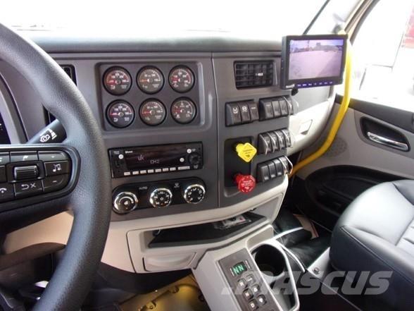 Peterbilt 567 Tipper trucks