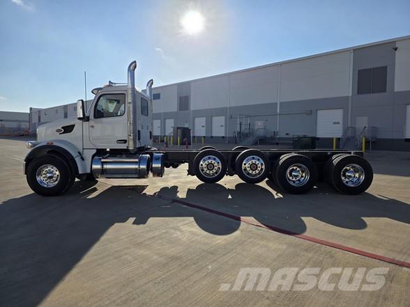 Peterbilt 567 Tipper trucks