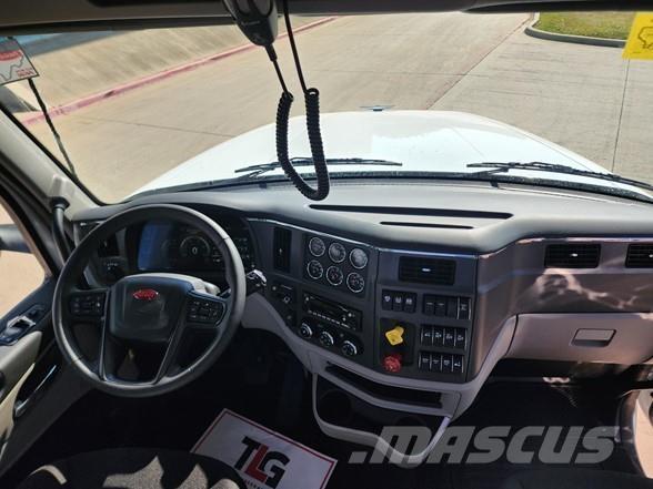 Peterbilt 567 Prime Movers