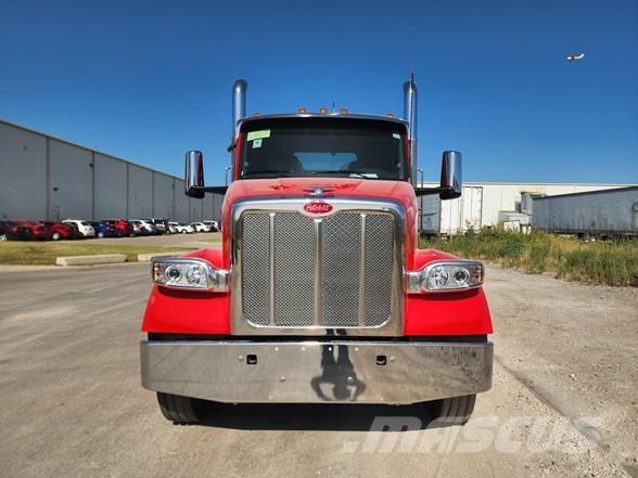 Peterbilt 567 Prime Movers