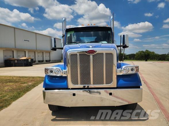 Peterbilt 567 Prime Movers