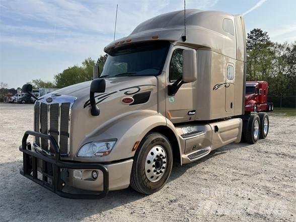 Peterbilt 579 Prime Movers