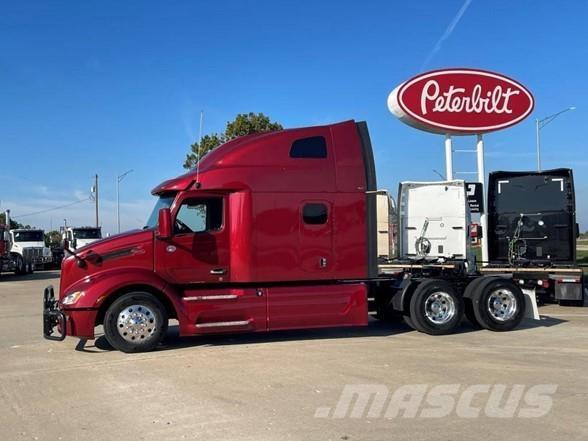 Peterbilt 579 Prime Movers