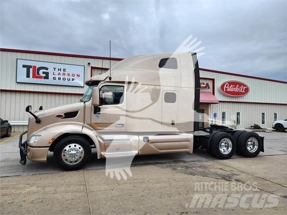 Peterbilt 579 Prime Movers