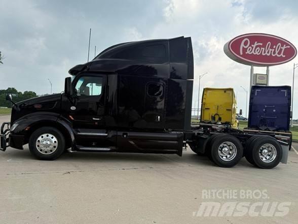 Peterbilt 579 Prime Movers