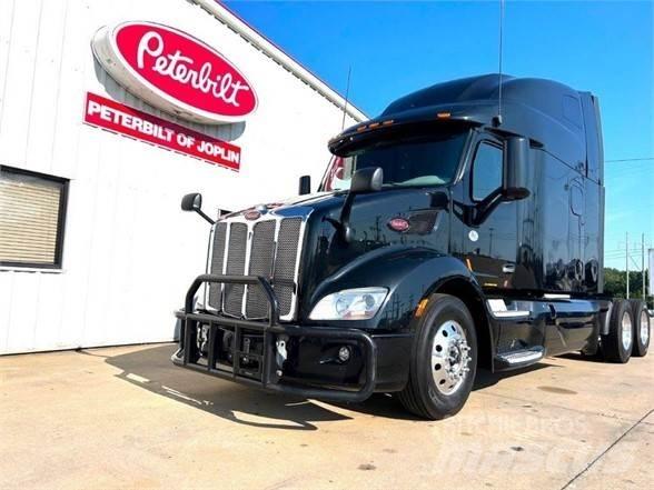 Peterbilt 579 Prime Movers