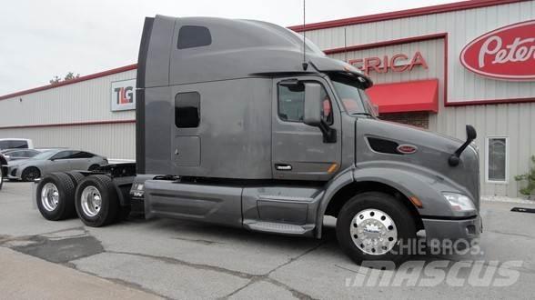 Peterbilt 579 Prime Movers