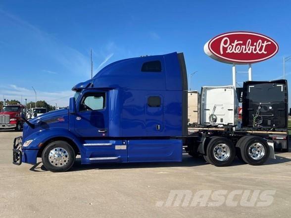 Peterbilt 579 Prime Movers