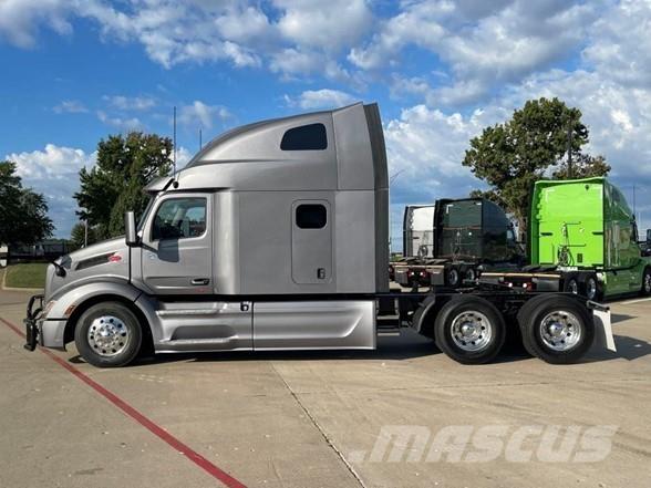 Peterbilt 579 Prime Movers