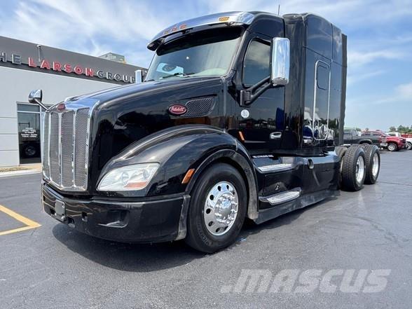 Peterbilt 579 Prime Movers