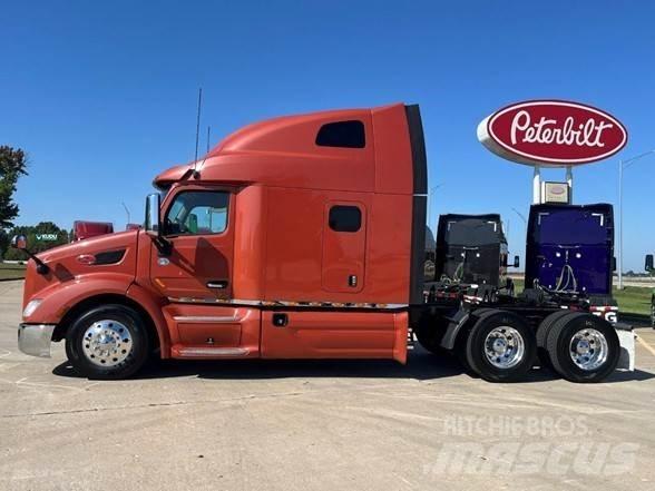 Peterbilt 579 Prime Movers