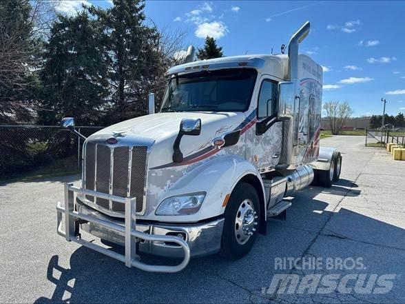 Peterbilt 579 Prime Movers