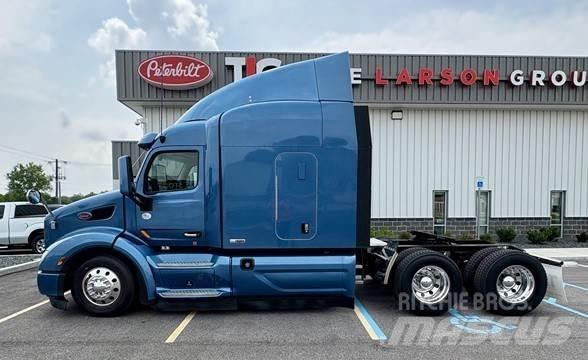 Peterbilt 579 Prime Movers