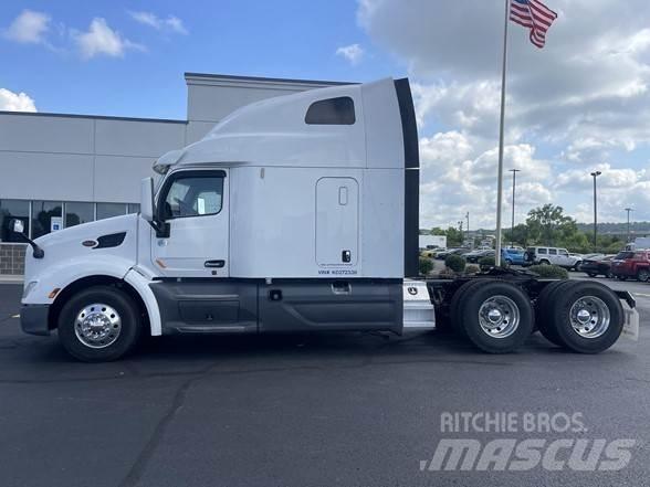 Peterbilt 579 Prime Movers