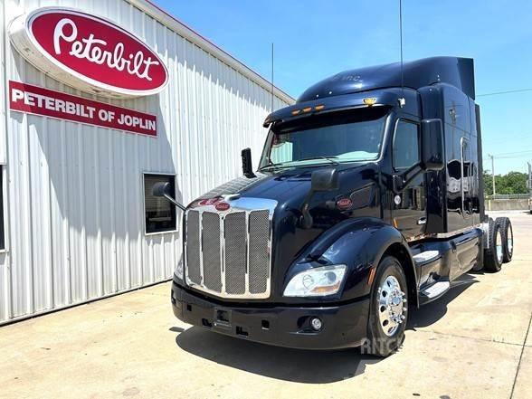 Peterbilt 579 Prime Movers
