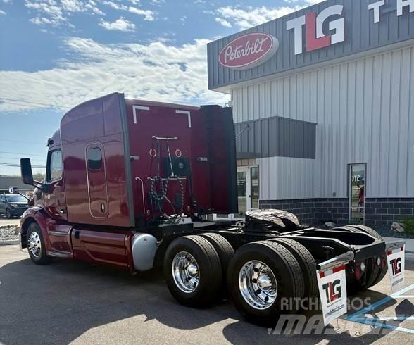 Peterbilt 579 Prime Movers