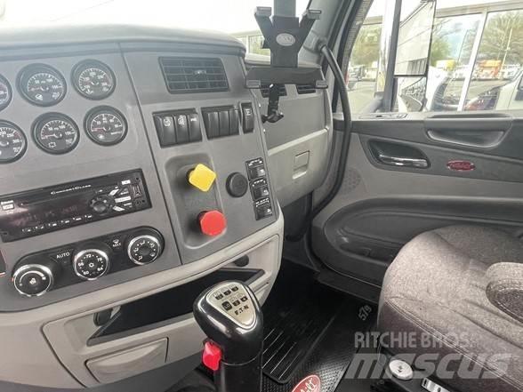 Peterbilt 579 Prime Movers