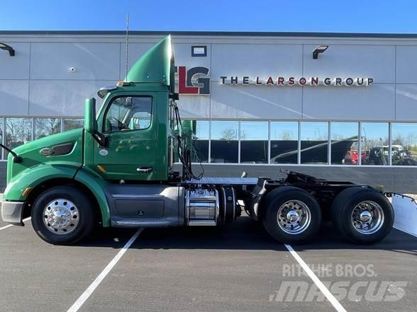 Peterbilt 579 Prime Movers