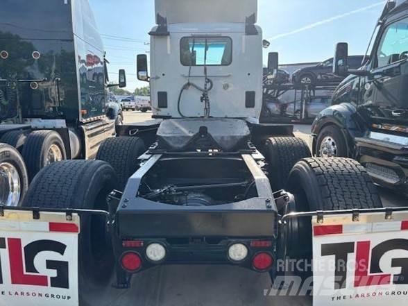 Peterbilt 579 Prime Movers