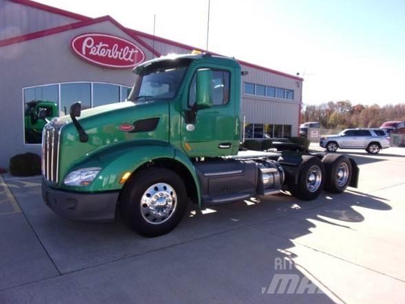 Peterbilt 579 Prime Movers