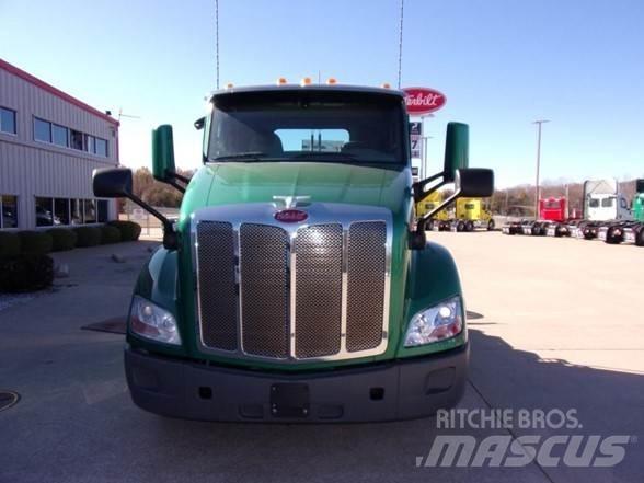 Peterbilt 579 Prime Movers