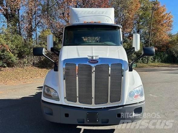 Peterbilt 579 Prime Movers