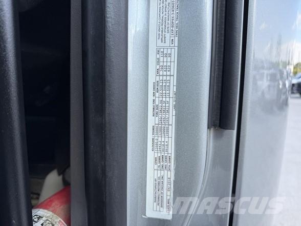 Peterbilt 579 Prime Movers