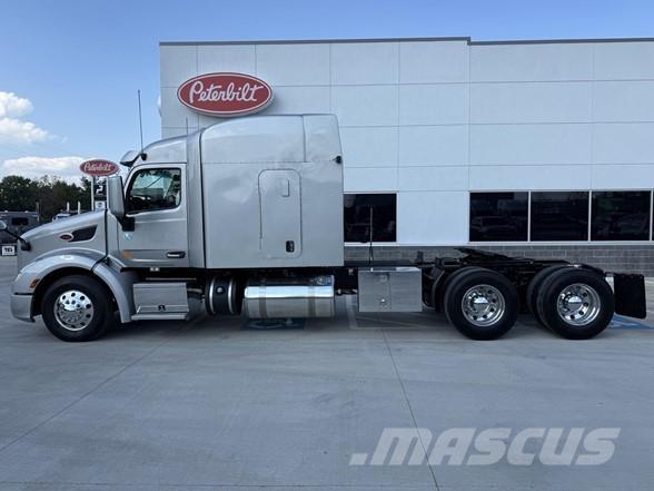 Peterbilt 579 Prime Movers