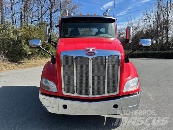 Peterbilt 579 Prime Movers
