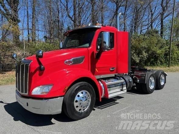 Peterbilt 579 Prime Movers
