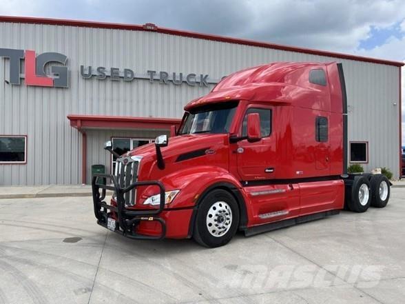 Peterbilt 579 Prime Movers