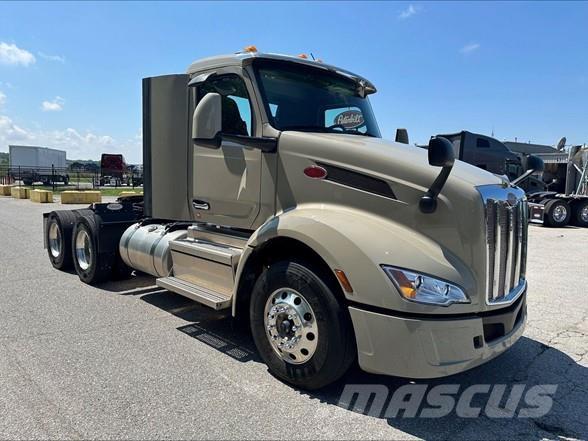 Peterbilt 579 Prime Movers