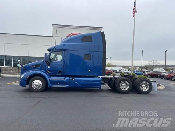 Peterbilt 579 Prime Movers
