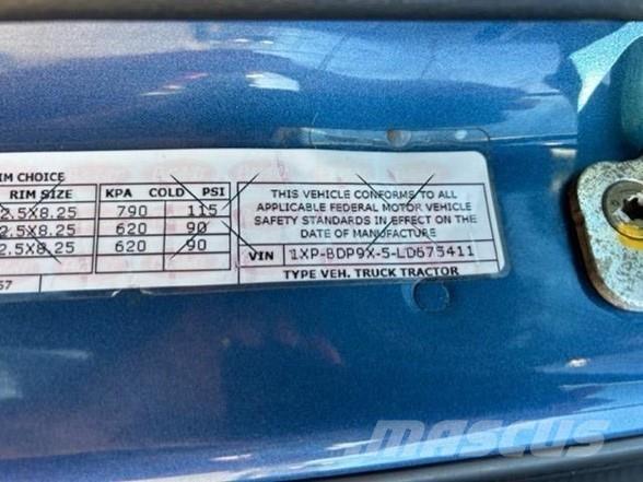 Peterbilt 579 Prime Movers