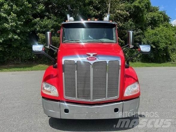 Peterbilt 579 Prime Movers