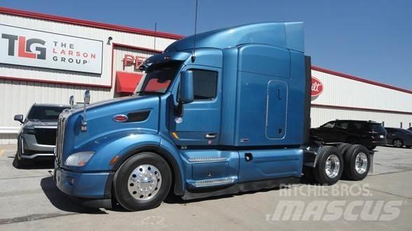 Peterbilt 579 Prime Movers
